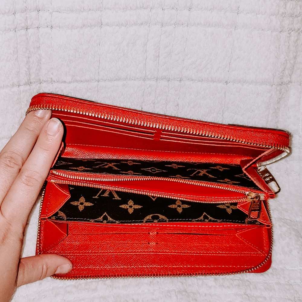 Louis Vuitton Purse and Wallet Set - Picture 3 of 9